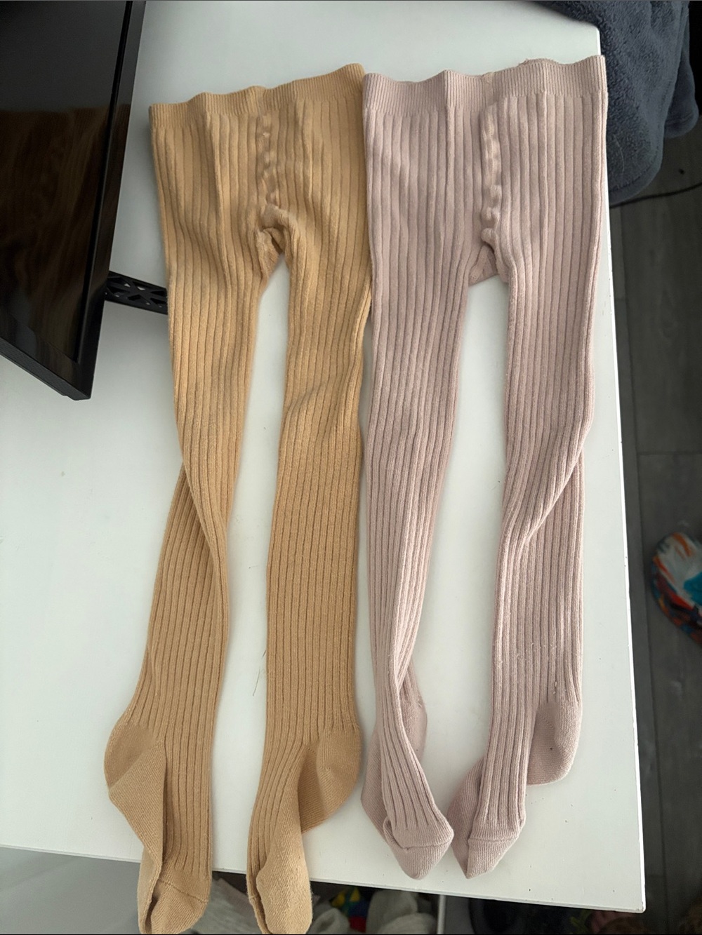 Jamie Kay Ribbed Tights Set in Beige and Dusty Pink